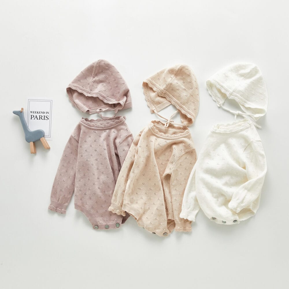 Body traforato con colletto e cappellino coordinato