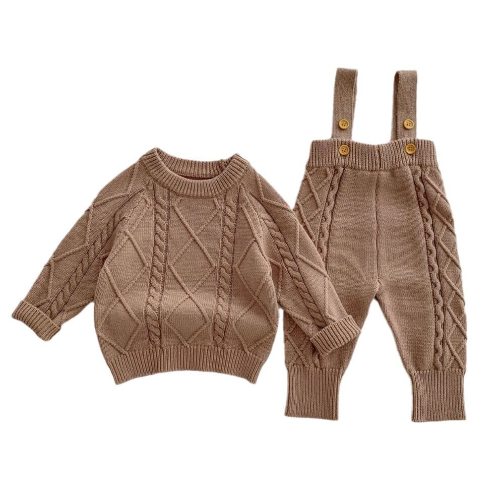 Completo in maglia a trecce con salopette - immagine 7