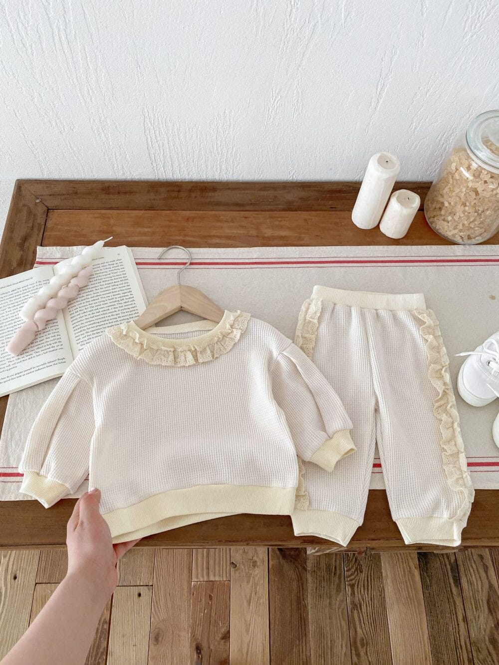 Pantalone e maglione in cottone neonata - immagine 3